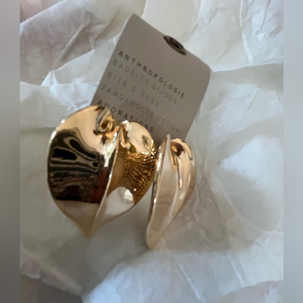 NWT Anthropologie 14KT Gold Plated Leaf Drop Earrings Gold - Picture 6 of 11